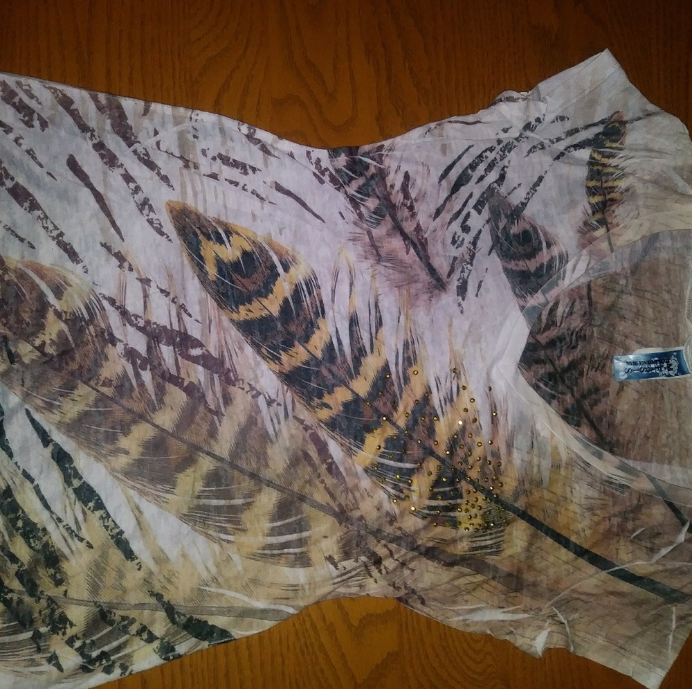 Slightly sheer v neck t-shirt